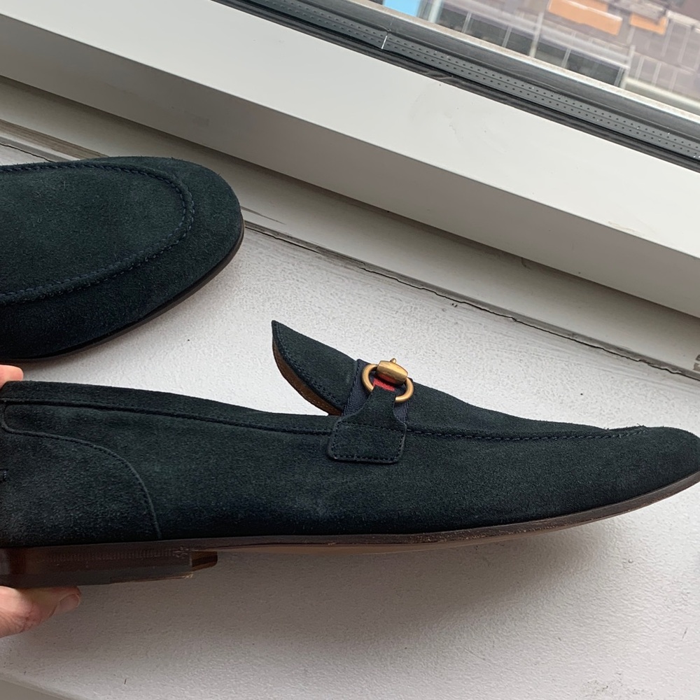 Gucci Men's Blue Suede Loafers with Gold Horsebit - Picture 6 of 9